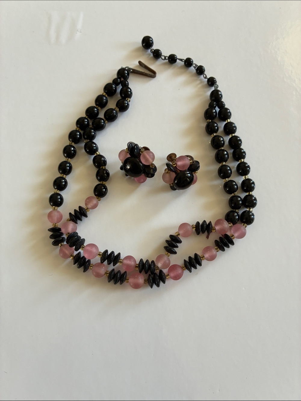 Vintage 1950Marked Black and Pink Beaded Necklace with Matching Clip-On Earrings